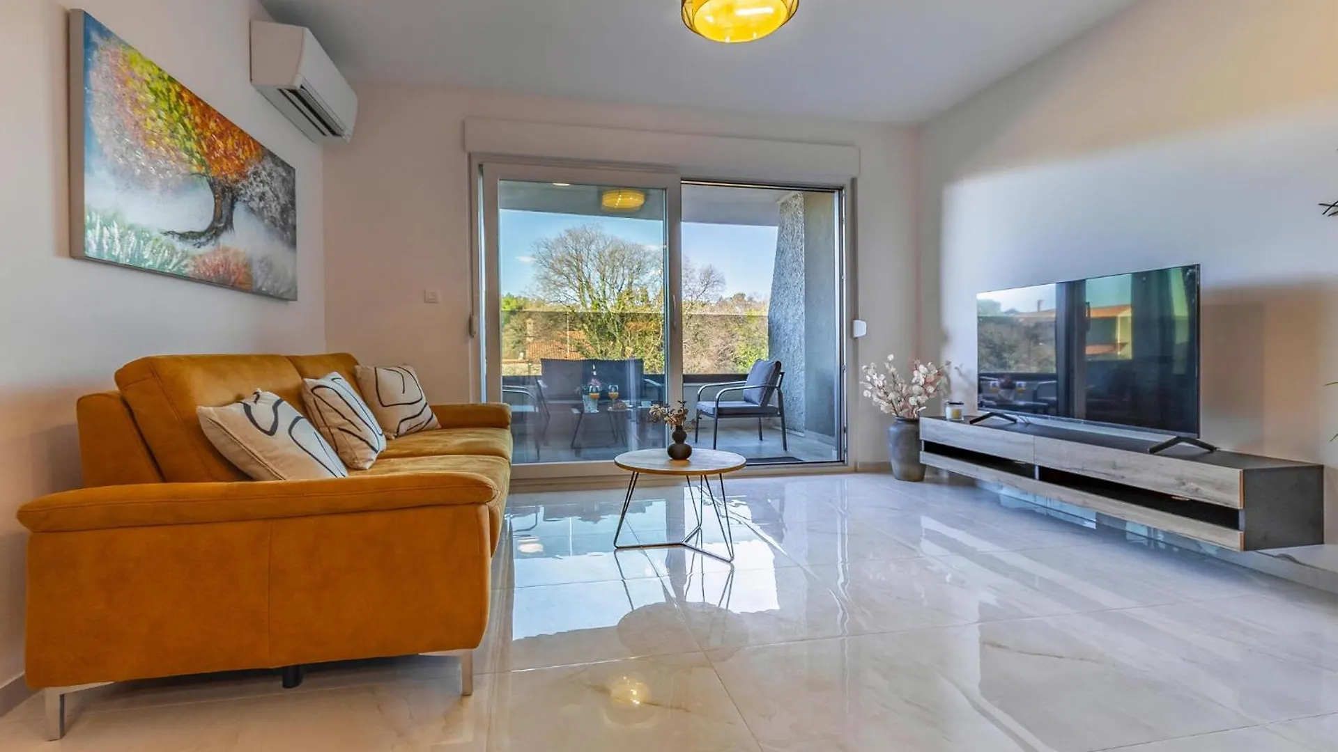 Cozy Apartment In Pula With Wifi Fizela
